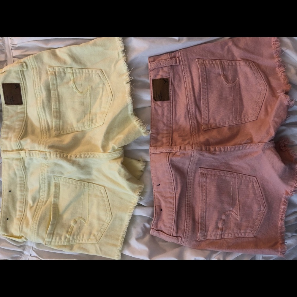 American Eagle Size 2 frayed shorts
